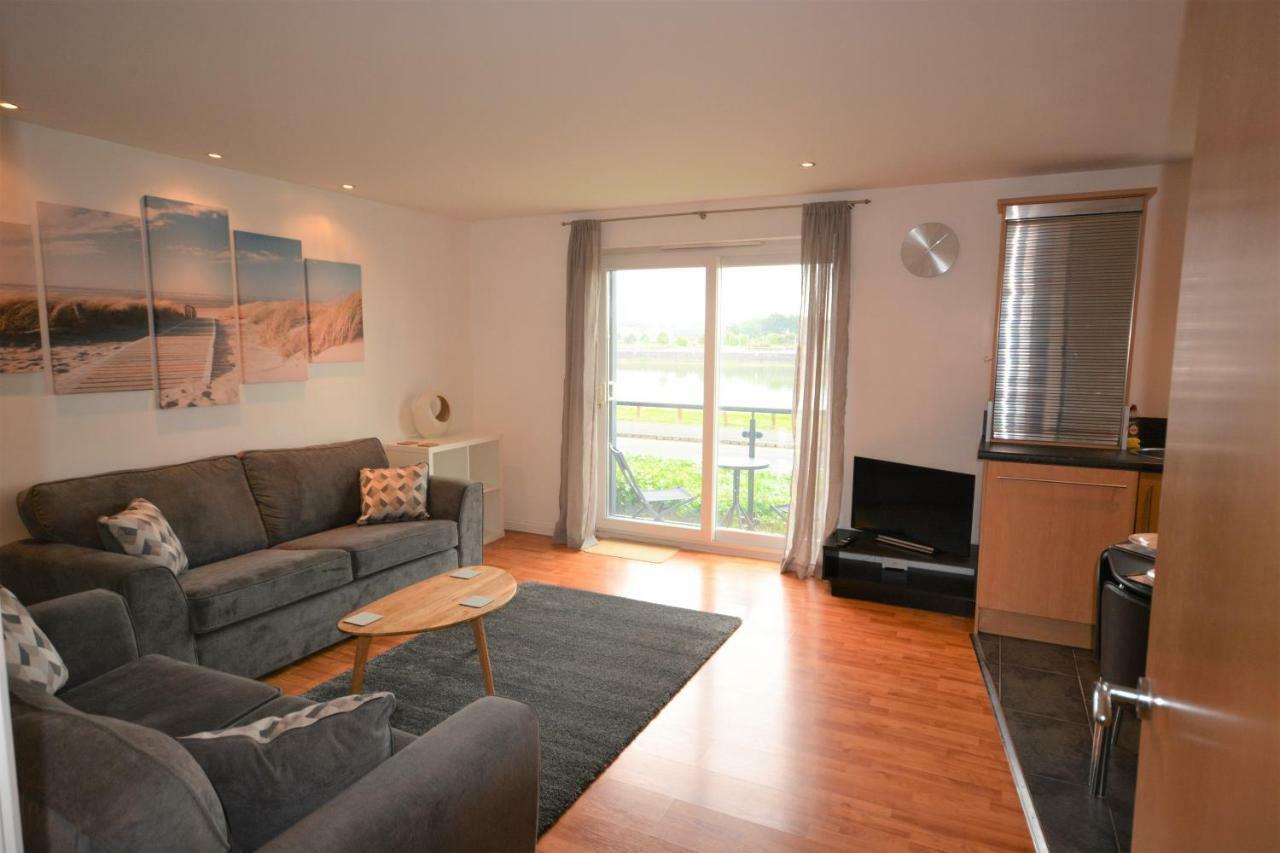 Coastal Apartments - Wales Swansea Luaran gambar